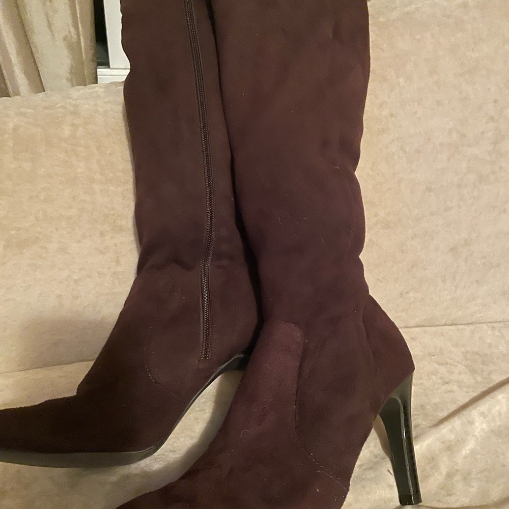Brown fabric boots 6M